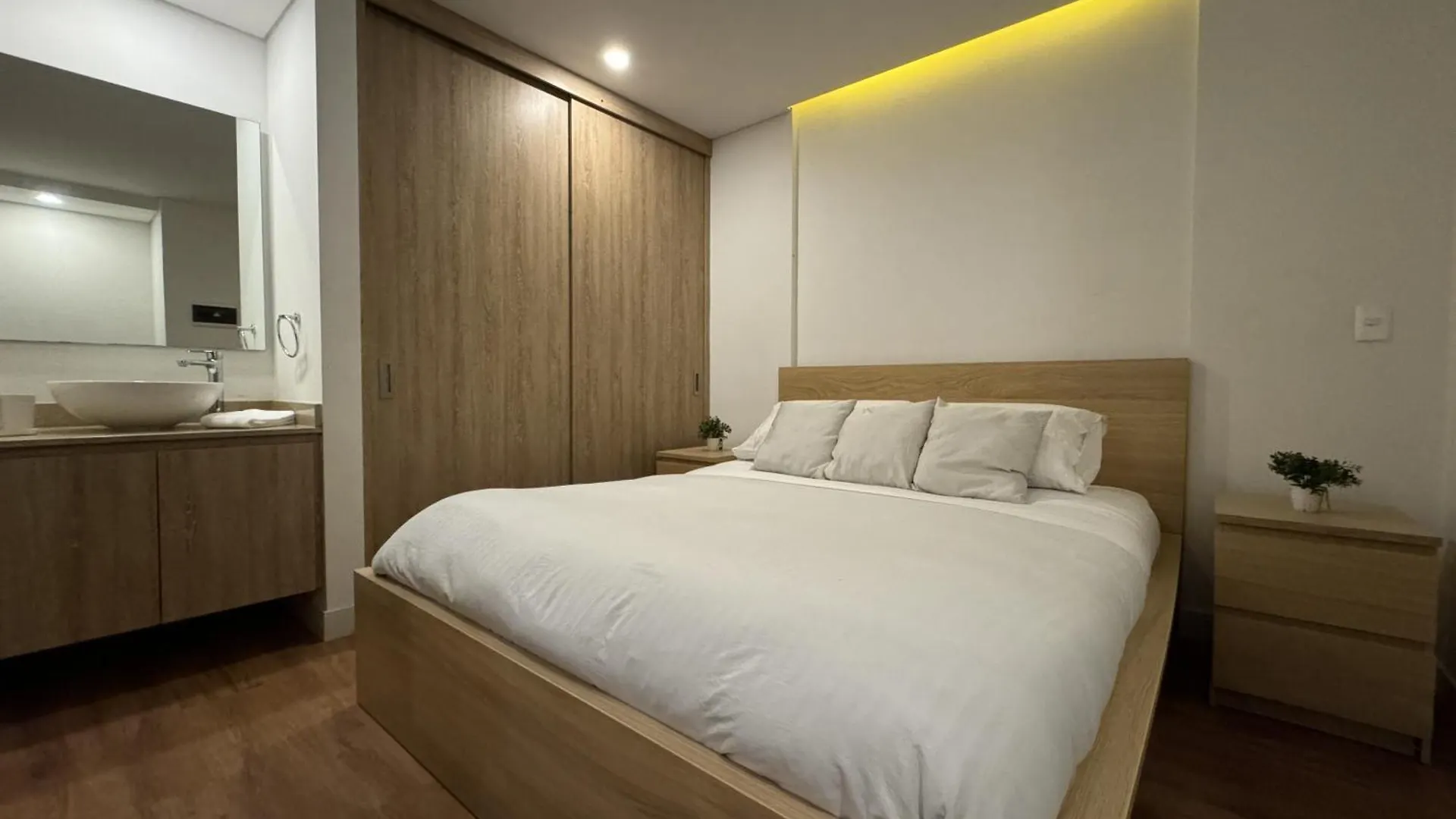 Moderno Apartaestudio En La Candelaria, Cerca De Museos Y Universidades !!! Bogotá